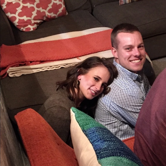 Meet your Posher, Brooke - Picture 1 of 2